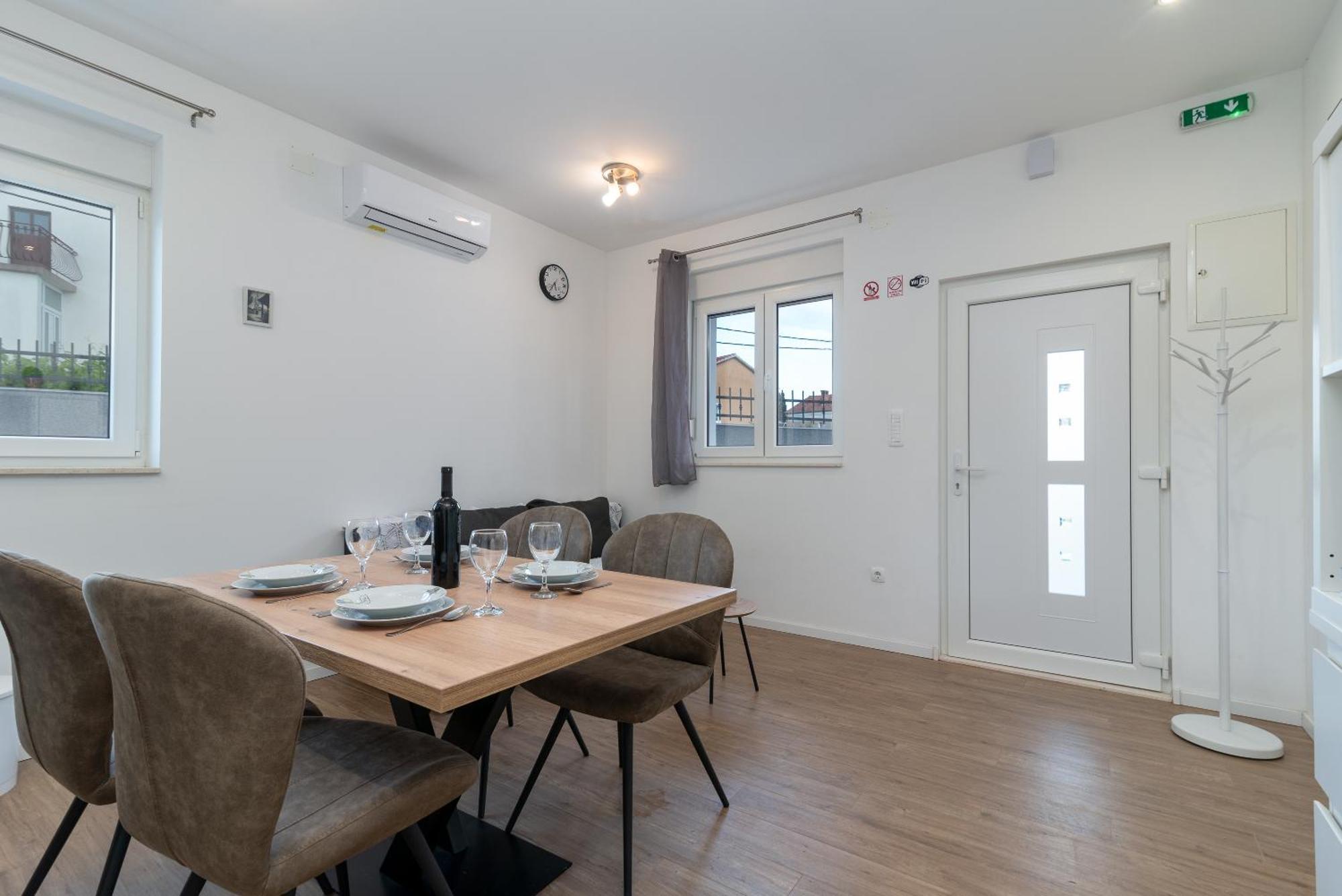 Apartman Dino Trogir Exterior foto