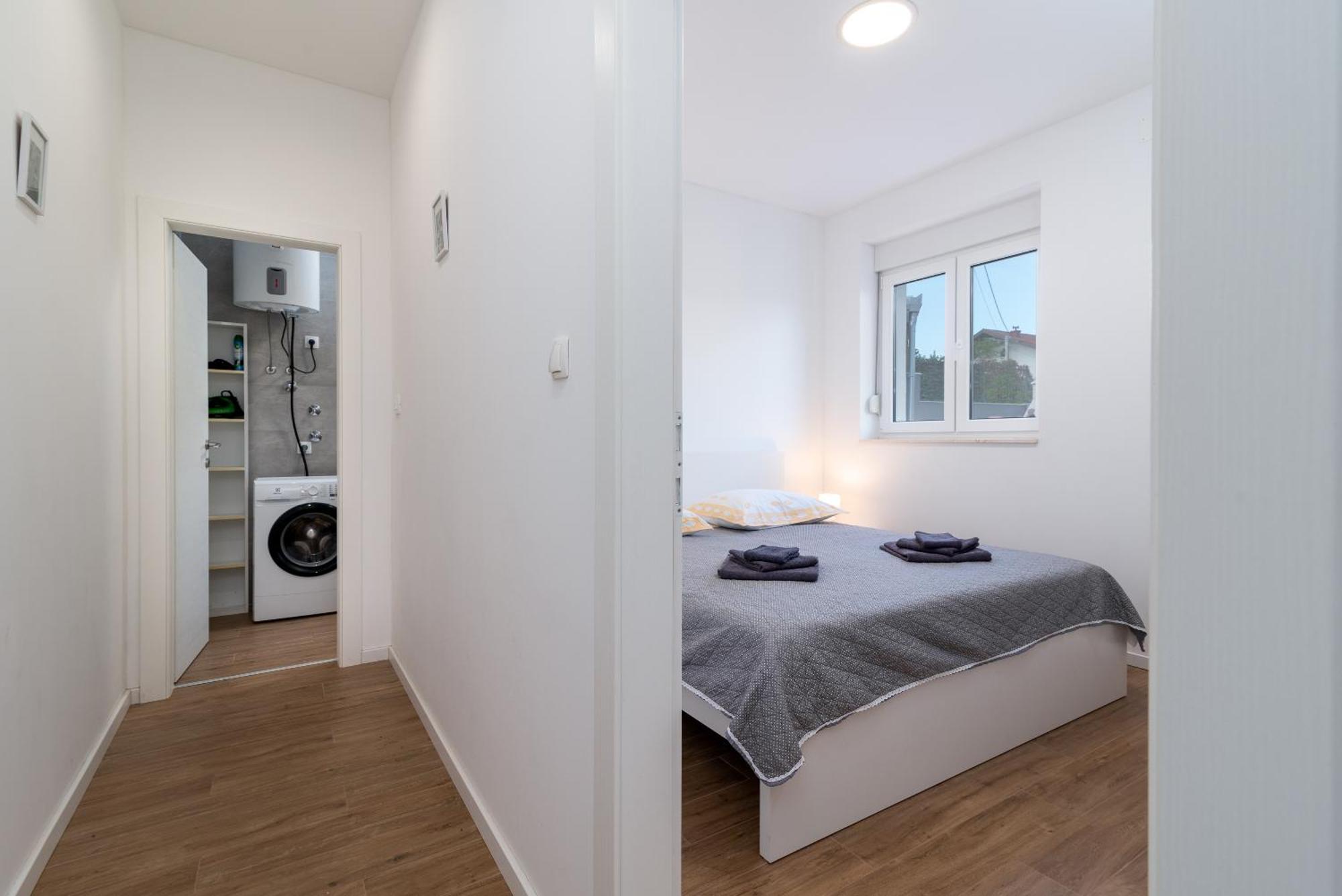 Apartman Dino Trogir Exterior foto