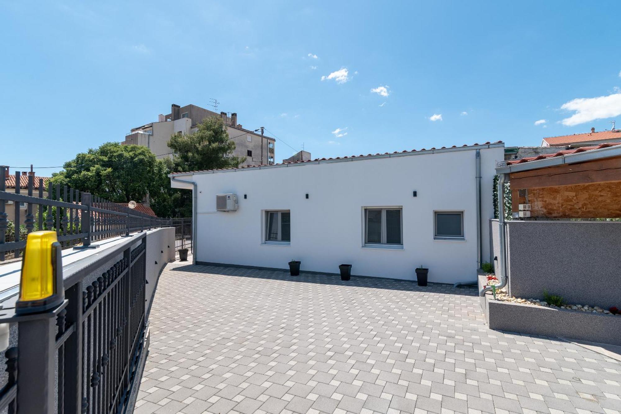 Apartman Dino Trogir Exterior foto
