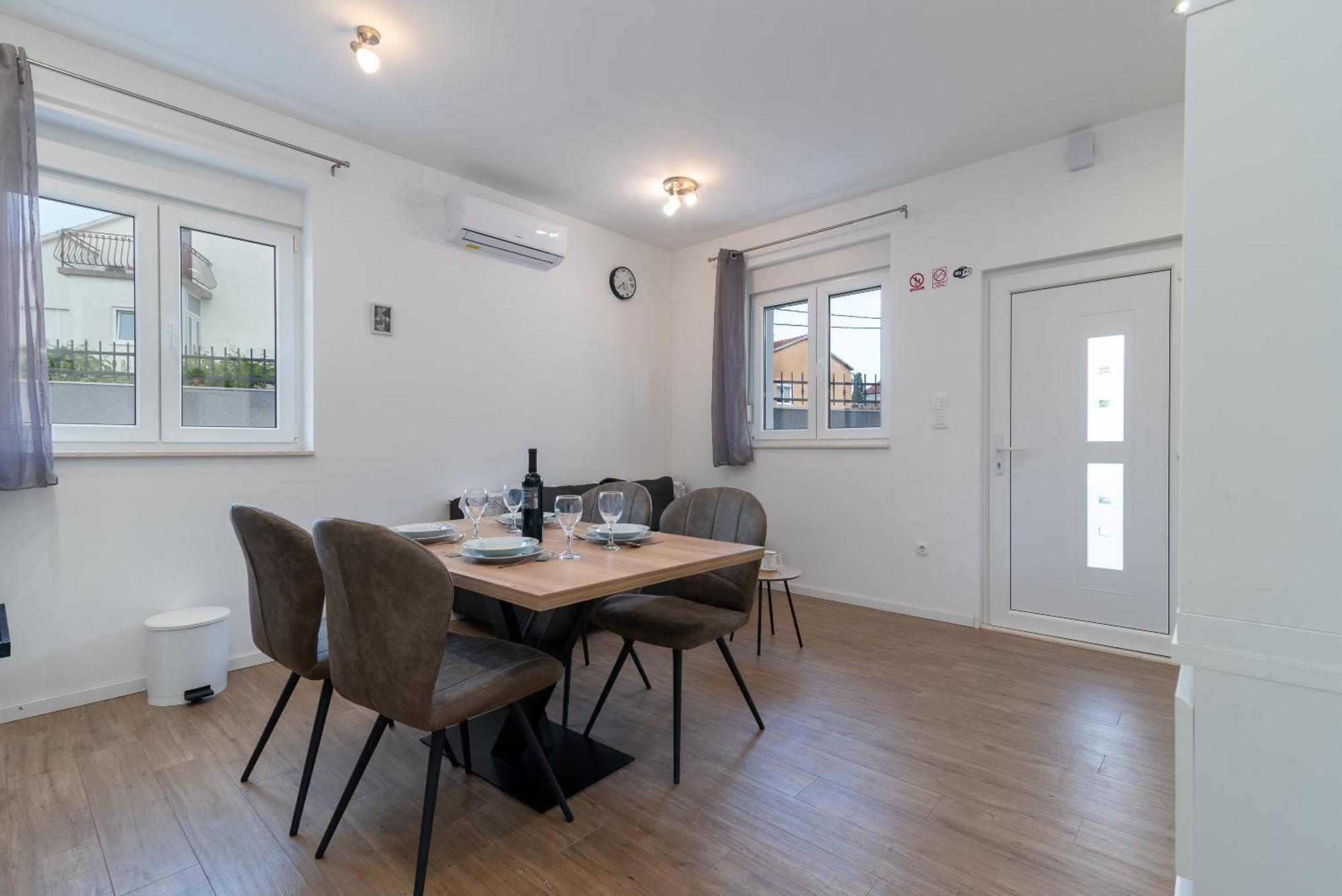 Apartman Dino Trogir Exterior foto
